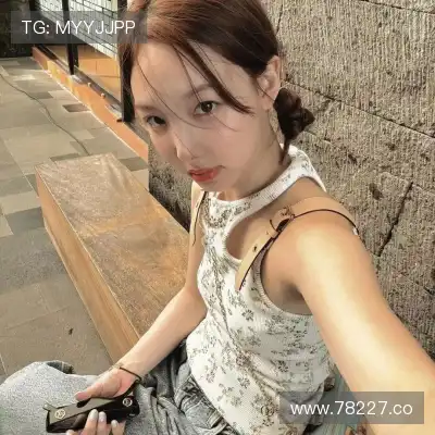 伏秋嫱